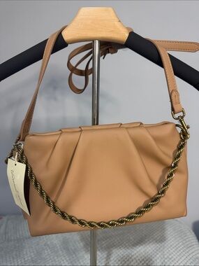 Universal Thread Women's Tan Shoulder Bag with Gold Chain